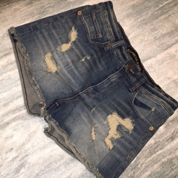 Express new with tags shorts. - Picture 1 of 3